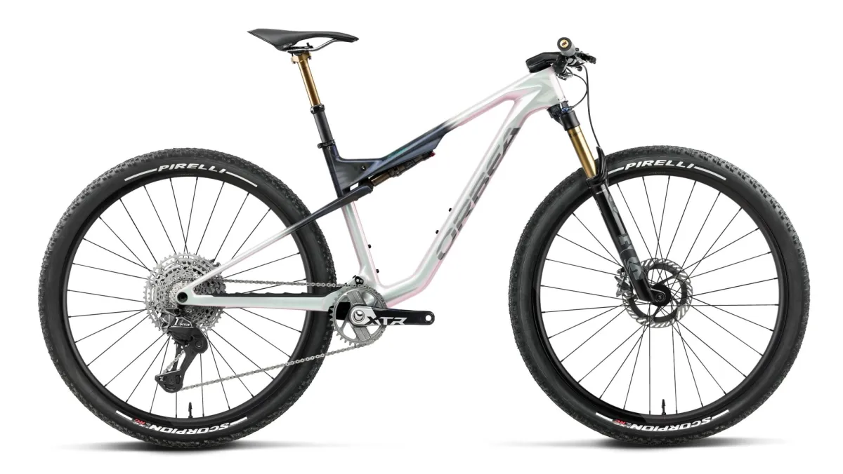 Orbea rower MTB OIZ M-TEAM FACTORY S White - Carbon